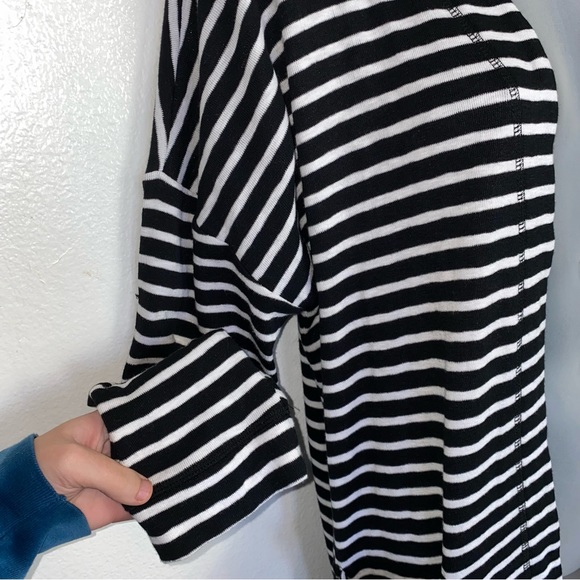 T by Talbots black and white striped light weight cardigan - Picture 3 of 6